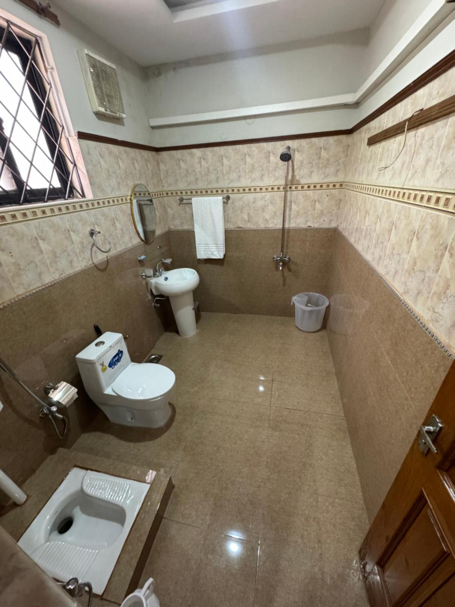 Royal Executive Inn Guest House Ισλαμαμπάντ Εξωτερικό φωτογραφία
